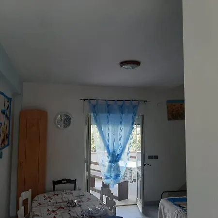 度假居 Robertino'S House 托尔托拉